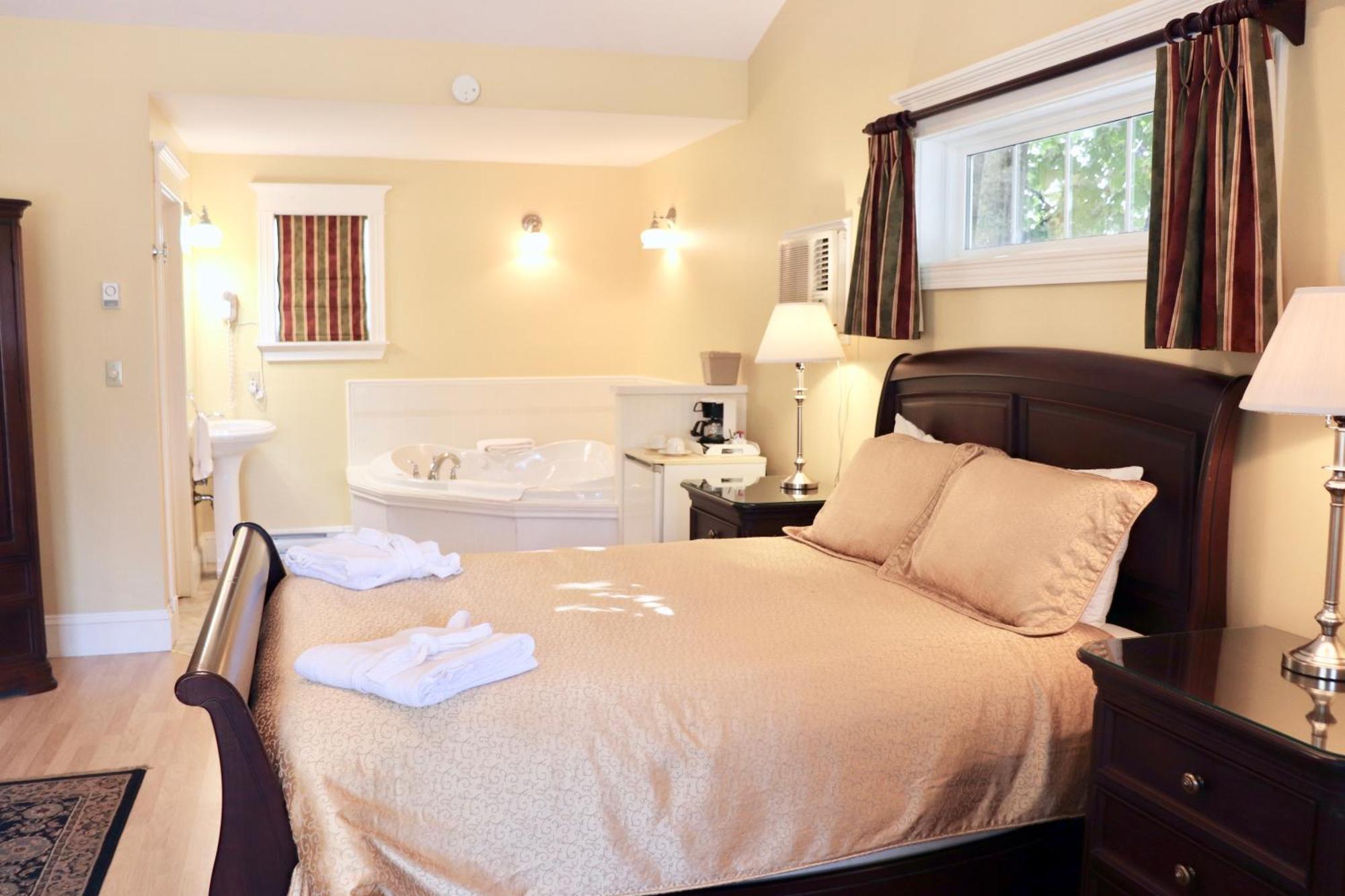 Shining Waters Country Inn Cavendish Exterior photo